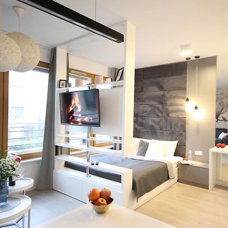 Viva Lila Apartment, Free Parking, Close To Vistula River - By Homelike Cracovia Esterno foto